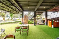 RedDoorz Plus @ Hotel Negeri Baru Lodaya Puncak - Pensionat