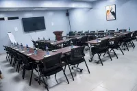 Sebai Luxury Suites - 2-Star