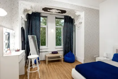 Margot Living Quarters โรงแรมใกล้ออโรร่าครุยเซอร์