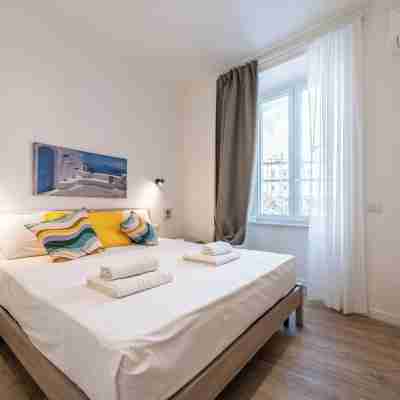 Eleven11 Naples Rooms