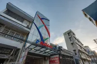 Holiday Hotel Makassar By LIFE