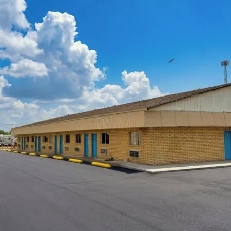 Champions Inn
