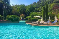 Panorama Lake View Apt + Pool & Beach - Happy Rentals - Homestays