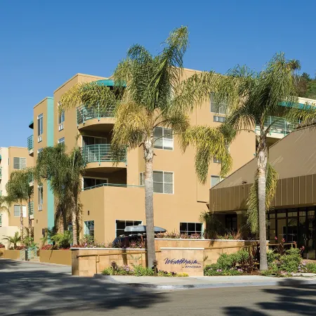 WorldMark San Diego - Mission Valley Отели рядом с достопримечательностью «Мишен-Вели»