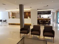 Hotel Perla - شرفة