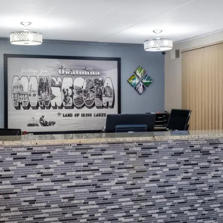 Coratel Inn & Suites by Jasper Owatonna