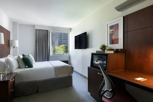 Club Quarters Hotel in San Francisco - Hot Tub