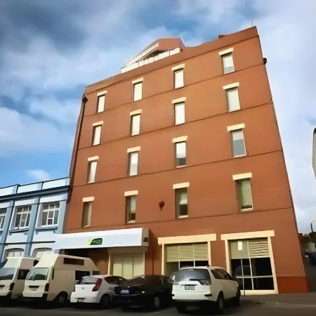 Hobart Waterfront Apartments
