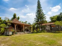 Aurora Living Merapi Jogja - Pensions