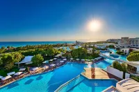 Cornelia Diamond Golf Resort & Spa - Private Pools