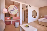 Zafiro Alzinar Mar Adults Only - Refurbished 2025 - Pysäköinti