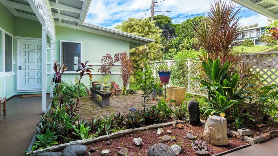 Stunning, Majestic, Oceanfront Location, with Stunning View and Air Conditioning