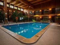 Super 8 by Wyndham Prince George - Pools