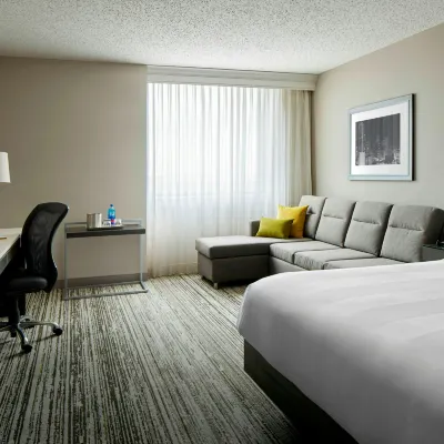 Marriott DFW Airport South Hotels near Centreport Station