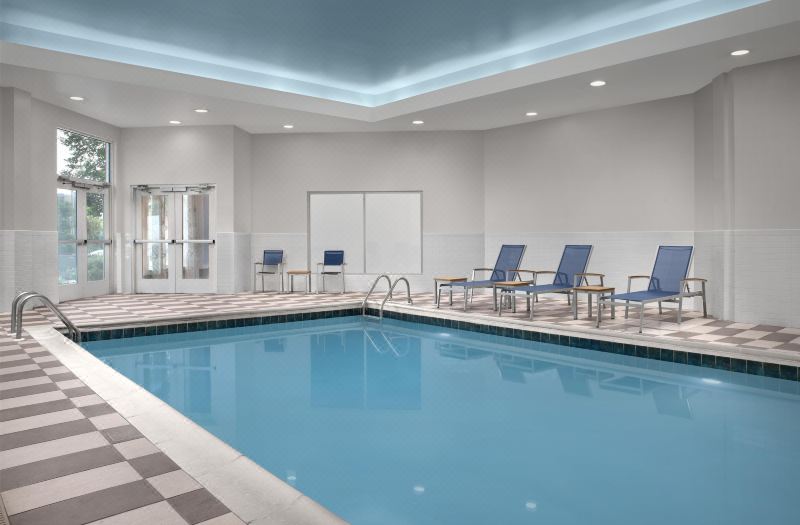 Embassy Suites by Hilton Birmingham Hoover photo 2