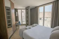 Málaga Premium Hotel - Airport Shuttle