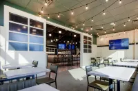 Four Points by Sheraton Edmonton Gateway - Spa