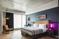 Moxy Ottawa Downtown - Pools