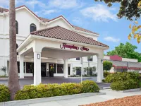 Hampton Inn Santa Cruz - 2-Star