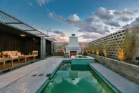 Angoria Hotel - Pools