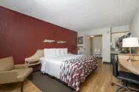 Red Roof Inn Louisville Fair and Expo - Motels