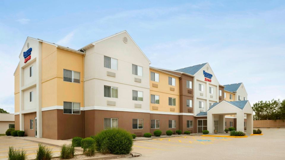 Fairfield Inn & Suites Champaign