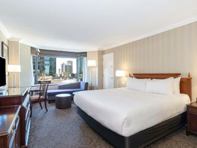 Sandman Signature Edmonton Downtown Hotel