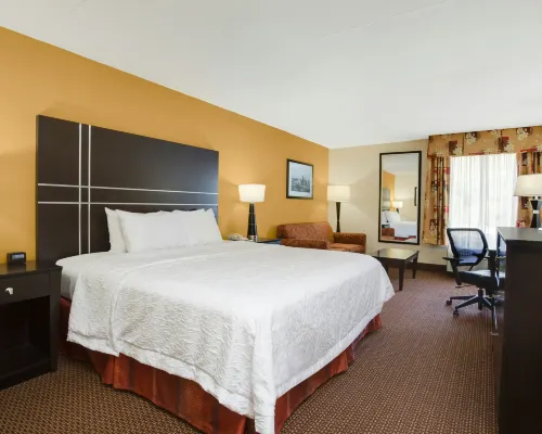 Hampton Inn Pittsburgh/West Mifflin Hotels near USS Requin