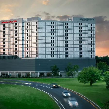 Homewood Suites by Hilton Teaneck Glenpointe