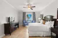 Ocean Front 1BR Suite With Direct Beach Access - Jacuzzi