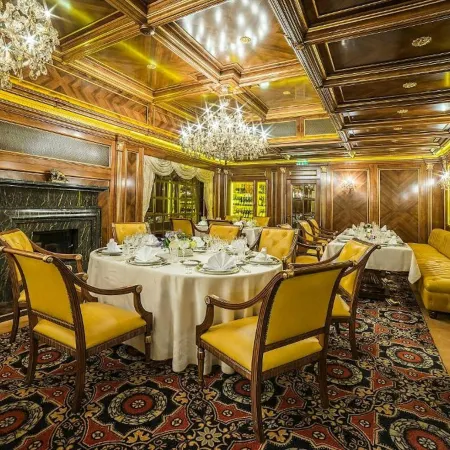 Imperial Hotel & Restaurant