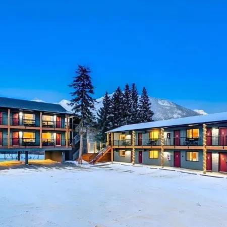 Lamphouse by Basecamp Hotels in Canmore