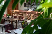 The Landmark Nicosia, Autograph Collection - bar