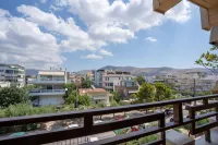 Glyfada Prime Vacation Rentals - Dağ Manzaralı