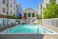 โฮมวูดสวีทส์ บายฮิลตัน ฮิลส์โบโร/บีเวอร์ตัน