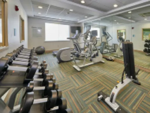 ホリデイ イン エクスプレス ホテル & スイーツ メドフォード - セントラル ポイント by IHG セントラル・ポイントのホテル