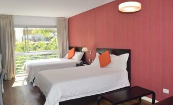 Howard Johnson by Wyndham Hotel Abasto