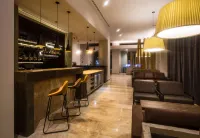Hampton by Hilton David - bar