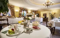 International au Lac Historic Lakeside Hotel Hotels in Lugano