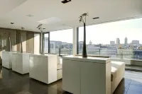 The Mandala Suites Hotels in Berliini