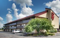 Red Roof Inn St Louis - Westport/ Maryland Heights Hôtels à : Crèvecœur