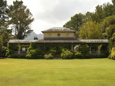 Glengarriff Park Hotel Hotels near Dún na Séad Castle