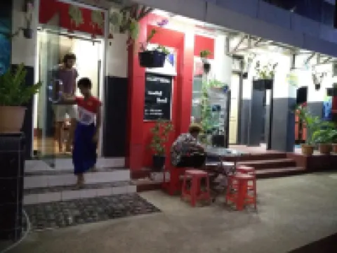 ギャラクシー モーテル パアン のホテル