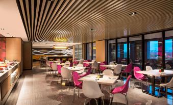 Aloft Taipei Beitou