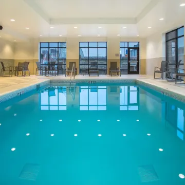 Hampton Inn and Suites Newport/Cincinnati