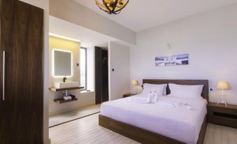 ★Gorgeous Double Bedroom with Sea view★ - Azure Beach Boutique Hotel
