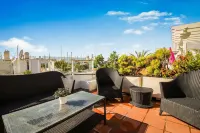 Harbour 374 with Private Roof Terrace in Puerto de Mogan by El Sirocco