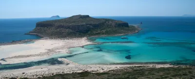 Apartment over the Sea – Private Place to Swim