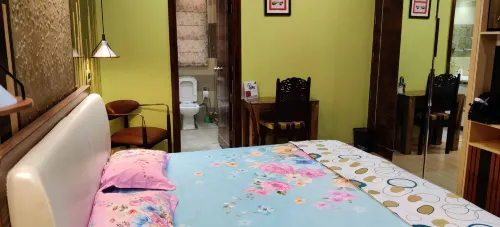 Room in Condo - 'Mount View Double-Bed' by Aparna. Bienvenue ! Hotels in Pinjore