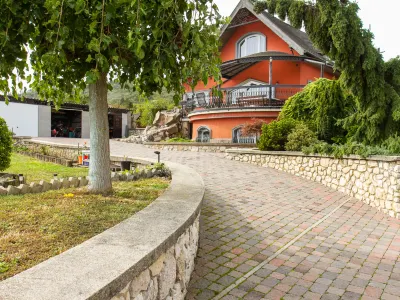 Villa Rosso